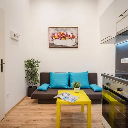 Real Vadasz Apartment Budapest
