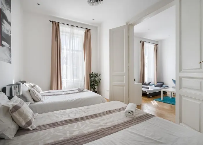 Real Vadasz بودابست