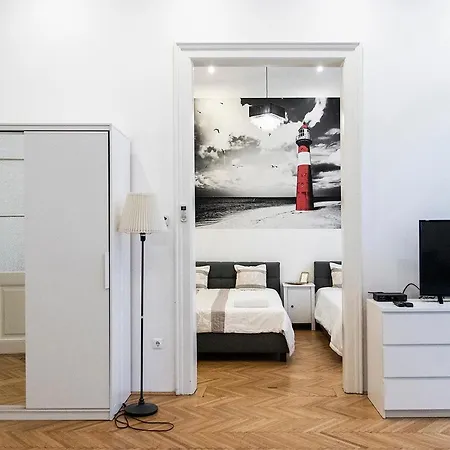 شقة Real Vadasz *